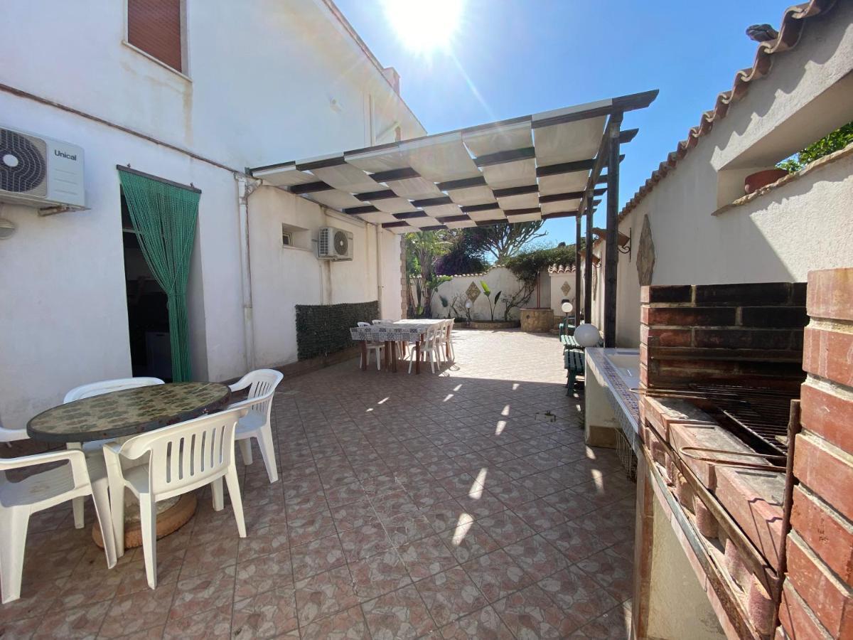 200M From The Sea - Large Private Patio With Bbq Villa Triscina Bagian luar foto